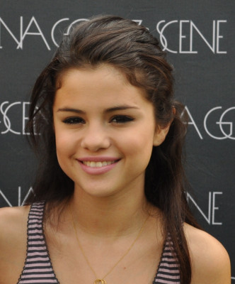 Selena Gomez pic #441793