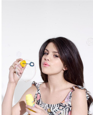 Selena Gomez pic #270110