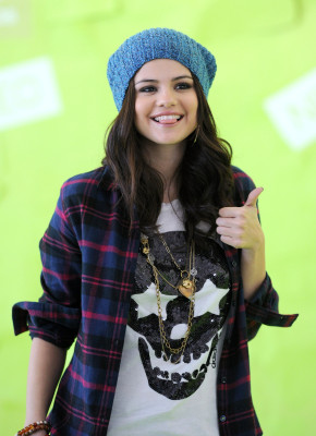 Selena Gomez pic #556383