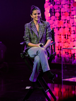 Selena Gomez pic #1198514