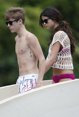 Selena Gomez pic #383552
