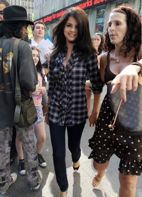 Selena Gomez pic #272745