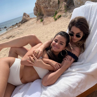 Selena Gomez pic #1106314