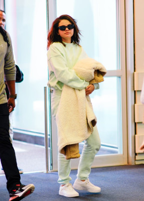 Selena Gomez pic #1145304