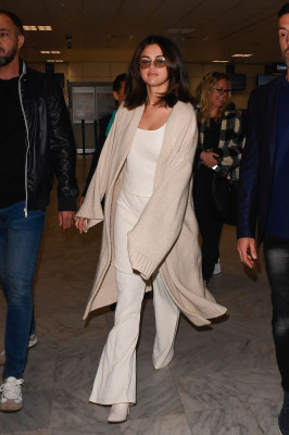 Selena Gomez pic #1135179