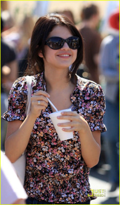 Selena Gomez pic #242443
