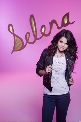 Selena Gomez pic #306679