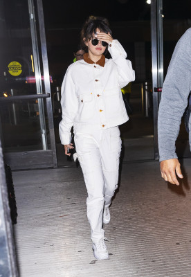 Selena Gomez pic #1199696