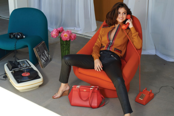 Selena Gomez pic #1118402