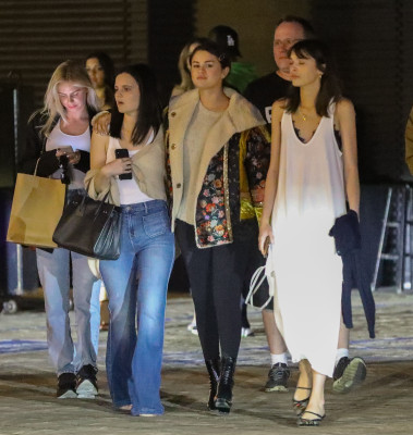 Selena Gomez pic #1152234