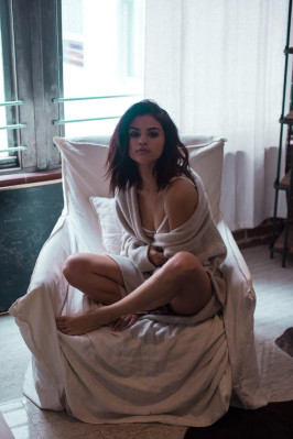 Selena Gomez pic #1052861