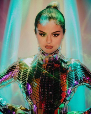 Selena Gomez pic #1186447