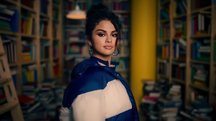 Selena Gomez pic #1195203