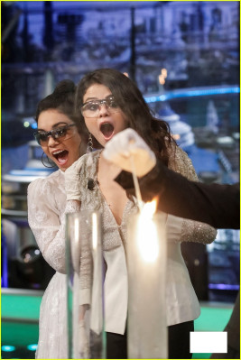 Selena Gomez pic #579994