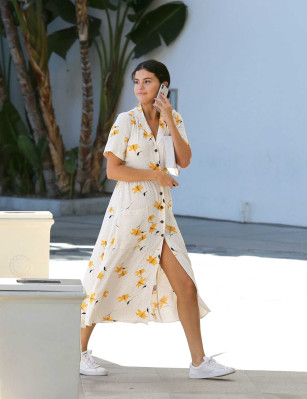 Selena Gomez pic #1070702