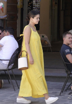 Selena Gomez pic #1160866