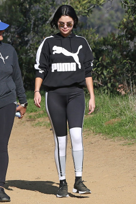 Selena Gomez pic #1093143