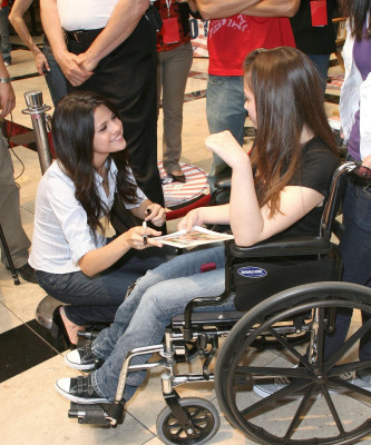 Selena Gomez pic #248774