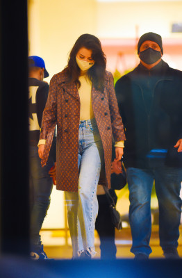 Selena Gomez pic #1247095