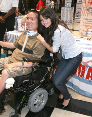 Selena Gomez pic #248775