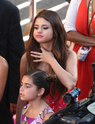 Selena Gomez pic #504317