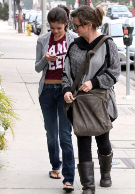 Selena Gomez pic #483423