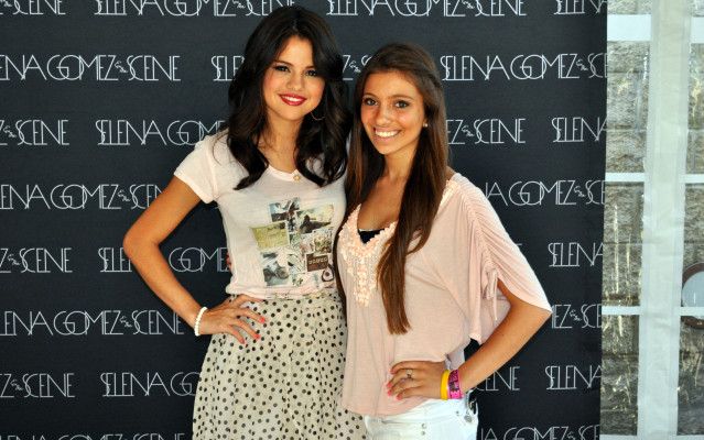 Selena Gomez pic #509374