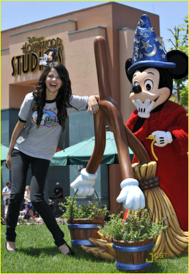 Selena Gomez pic #216501