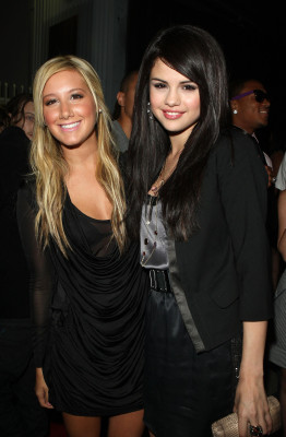 Selena Gomez pic #407622