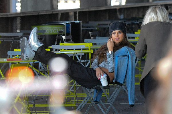 Selena Gomez pic #680103