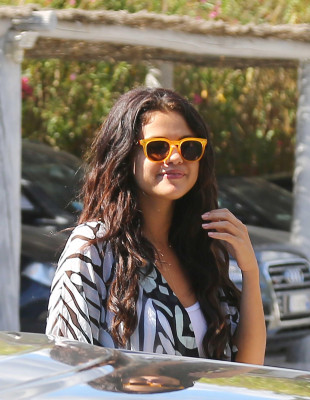 Selena Gomez pic #720355