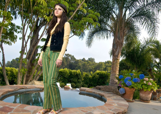 Selena Gomez pic #204141