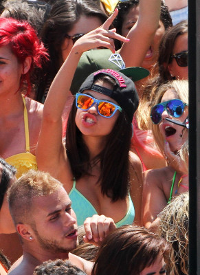 Selena Gomez pic #467396