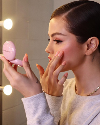 Selena Gomez pic #1245286