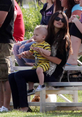 Selena Gomez pic #459129