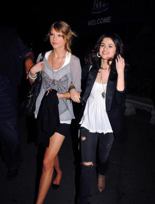 Selena Gomez pic #253913