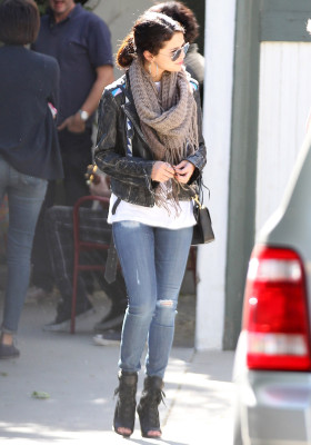 Selena Gomez pic #593854