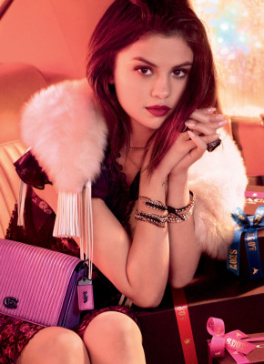 Selena Gomez pic #982572