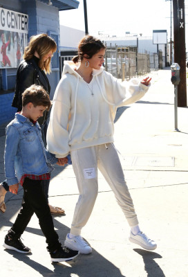 Selena Gomez pic #1024315