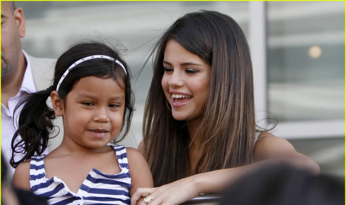 Selena Gomez pic #386685