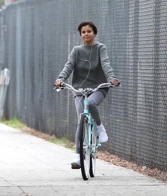 Selena Gomez pic #976460