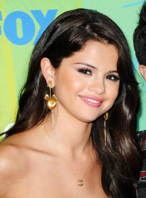 Selena Gomez pic #396563