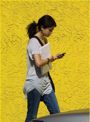 Selena Gomez pic #274006
