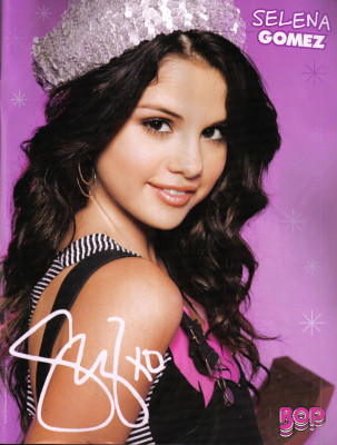 Selena Gomez pic #236094