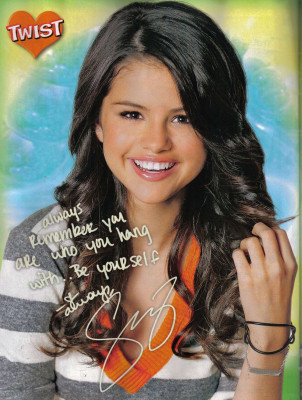 Selena Gomez pic #235790