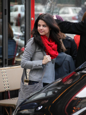 Selena Gomez pic #281254