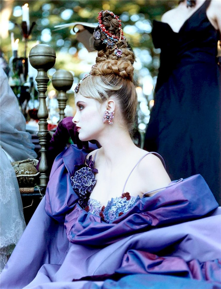 Photo from Trish Goff - Vogue US, December 1996