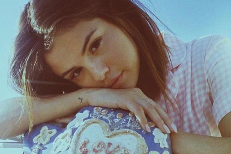 Selena Gomez' tattoo artist spoke about her condition before the hospital