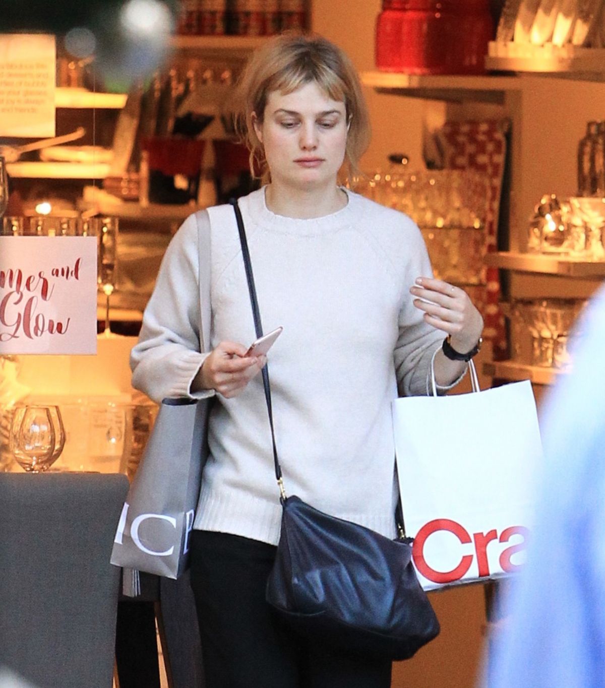 Alison Sudol, photo #1033297
