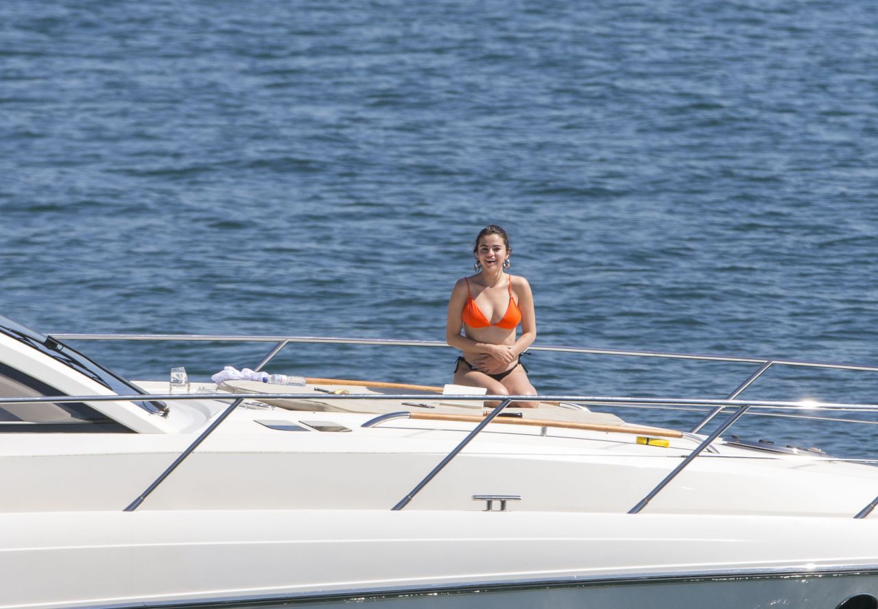 Selena Gomez, photo #1022383